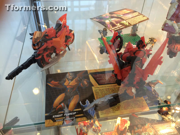 BotCon 2014 Exclusives Previes Alpha Trion More  (16 of 93)